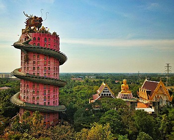 Ngôi chùa mang phong cách Hollywood tại Thái Lan